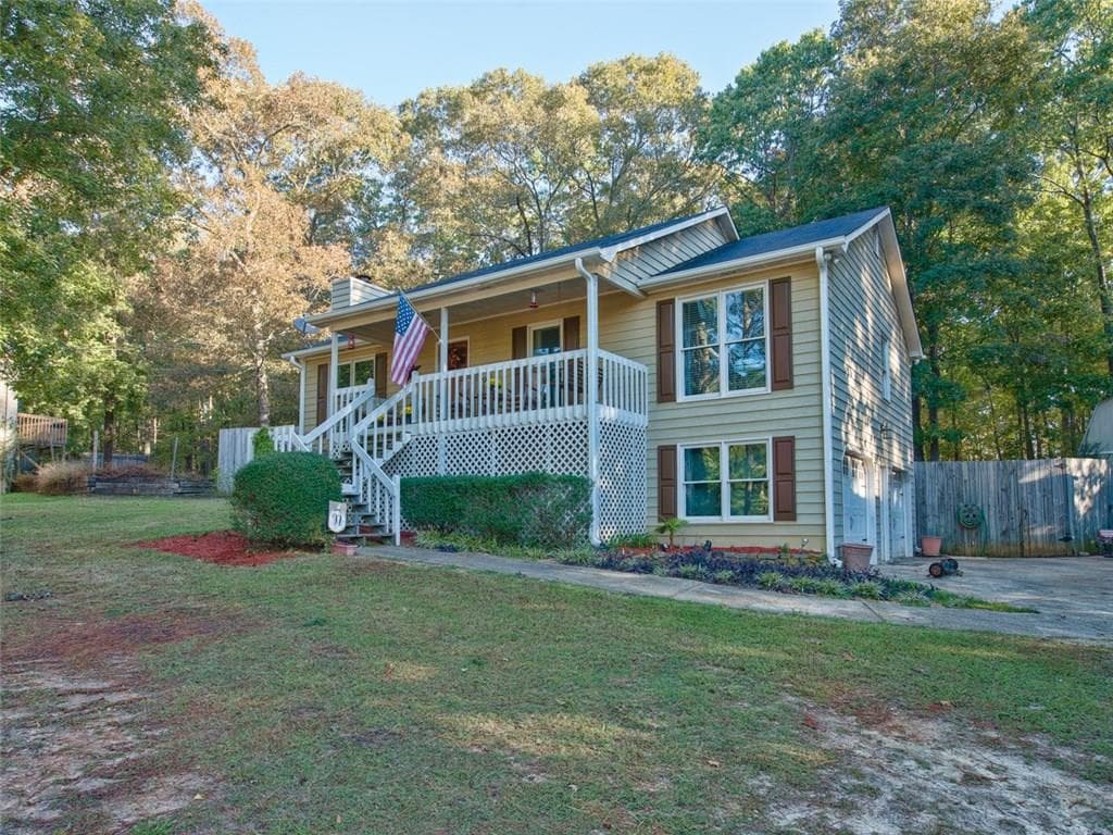 4 bedroom, 1,252 sq ft single family residence sold at 613 Cedar Creek Drive, Dallas, GA 30157