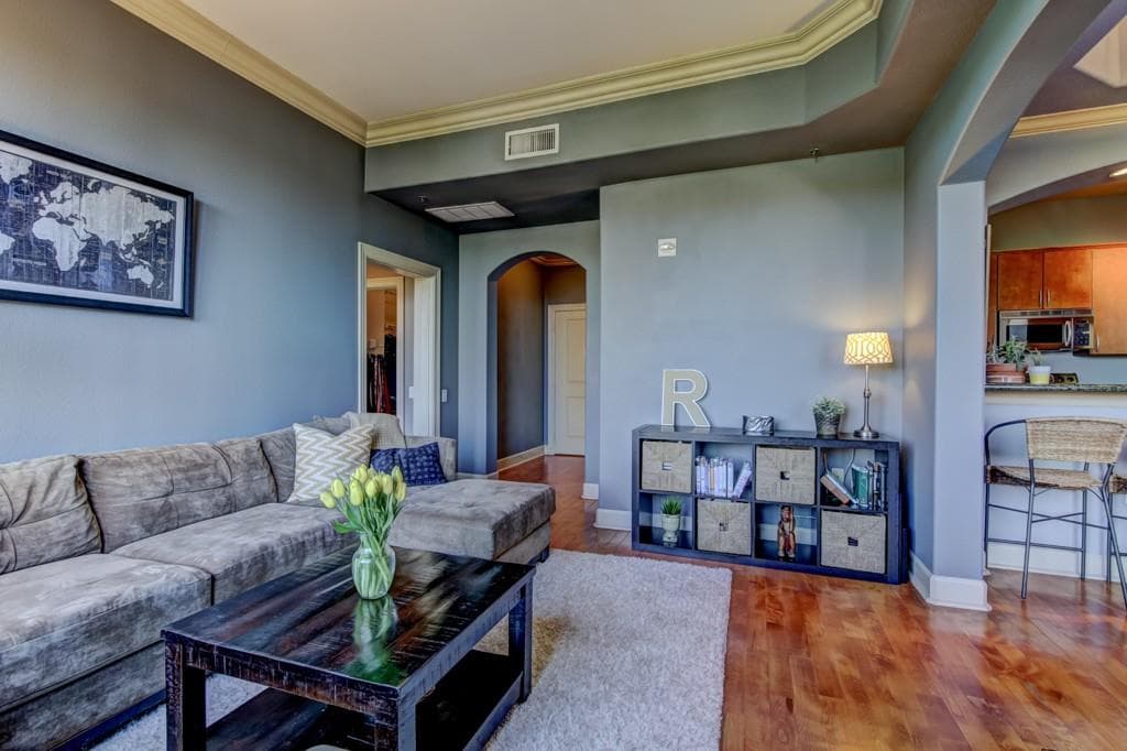 1 bedroom, 972 sq ft condominium sold at 3445 Stratford Road 509, Atlanta, GA 30326
