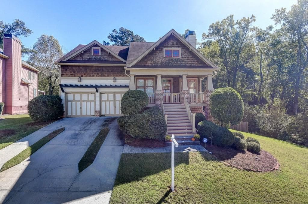 4 bedroom, 3,510 sq ft single family residence sold at 2622 Porchside Place, Atlanta, GA 30316