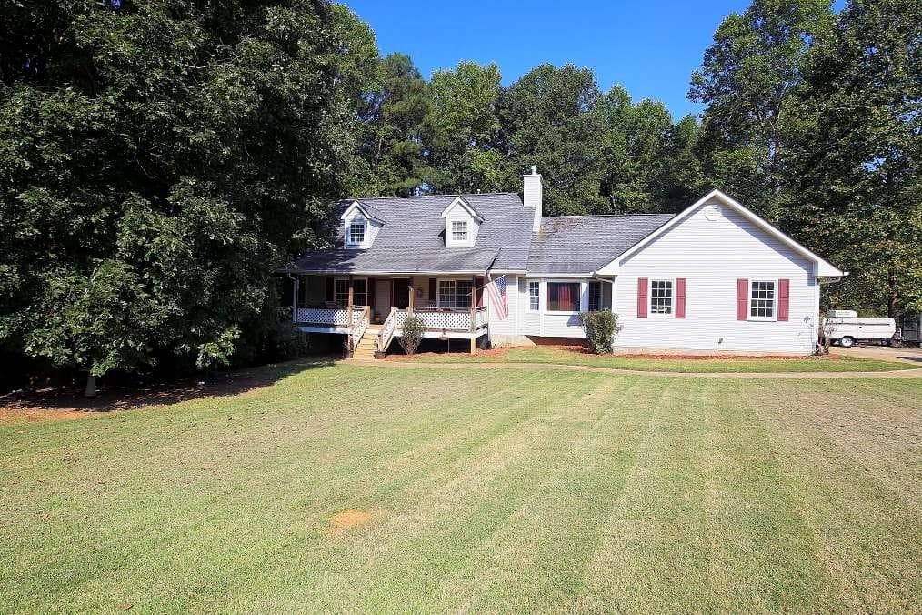 3 bedroom, 2,395 sq ft single family residence sold at 111 Windrift Drive, Dallas, GA 30132