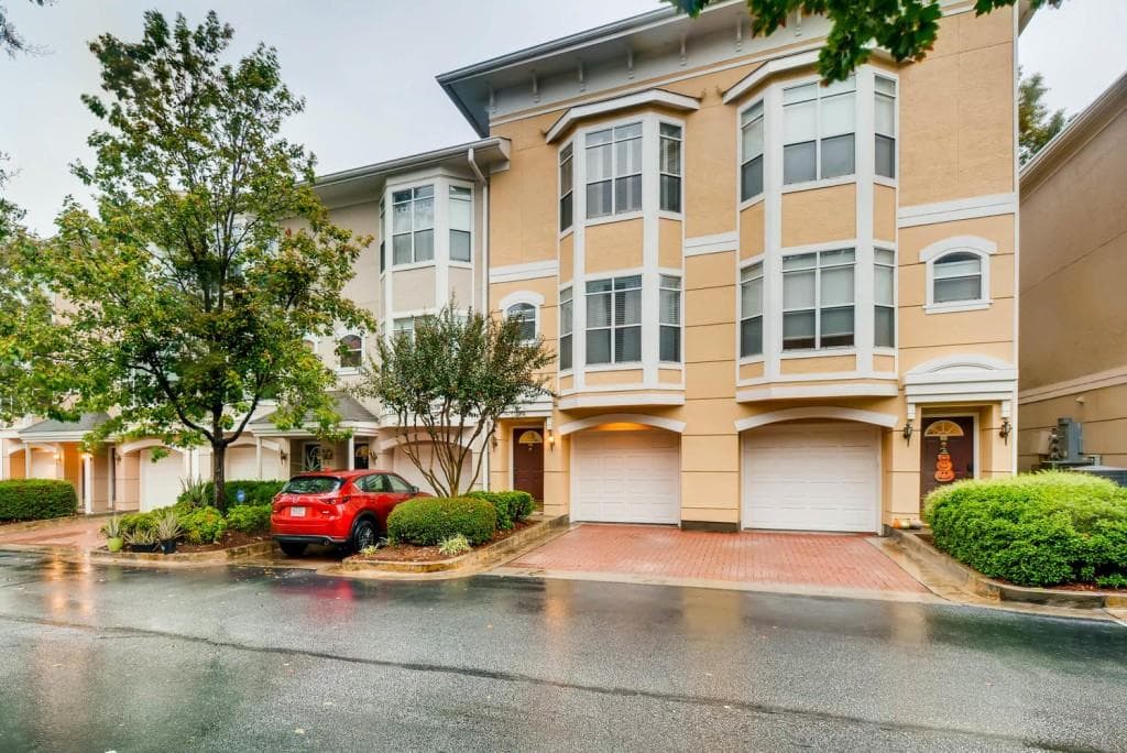 375 Highland Avenue 209, Atlanta, GA 30312 — most recent listing photo