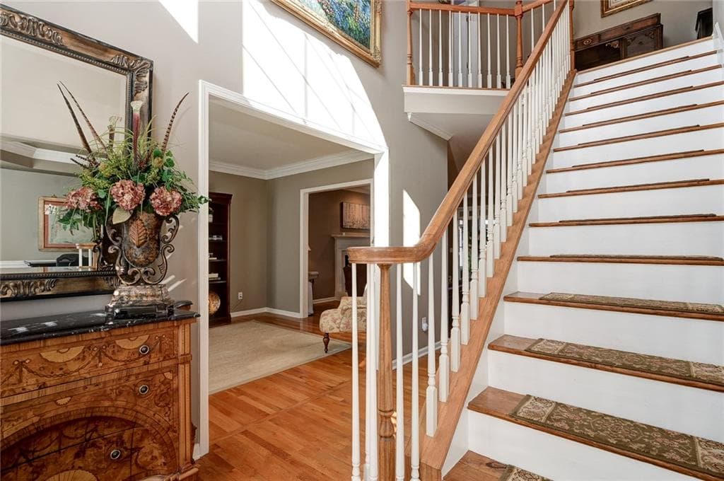 5 bedroom, 4,396 sq ft single family residence sold at 190 Fieldstone Edge, Alpharetta, GA 30005