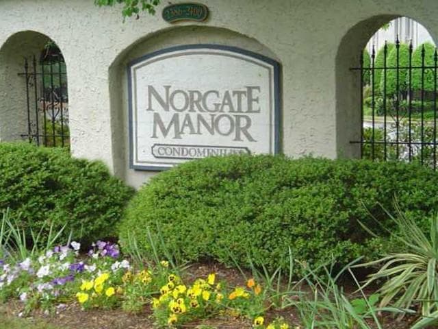 2 bedroom, 1,040 sq ft condominium sold at 2396 Lawrenceville Highway W, Decatur, GA 30033