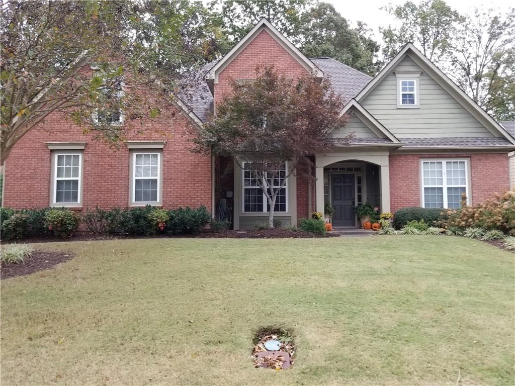 4 bedroom, 2,319 sq ft single family residence sold at 3055 Goldmist Drive, Buford, GA 30519