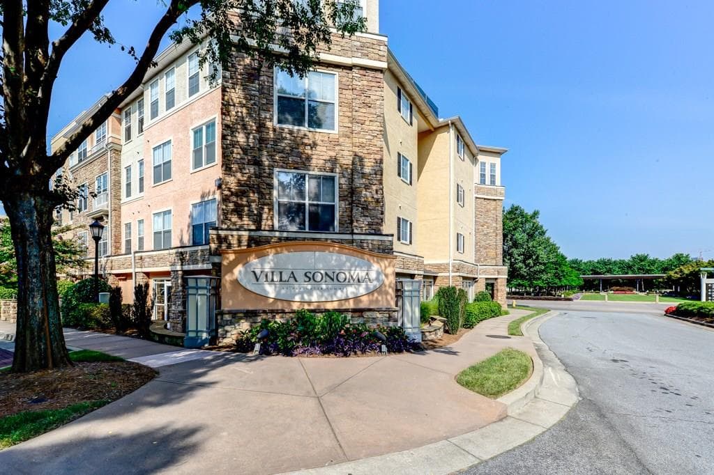 10 Perimeter Summit Boulevard 2204, Brookhaven, GA 30319 — most recent listing photo