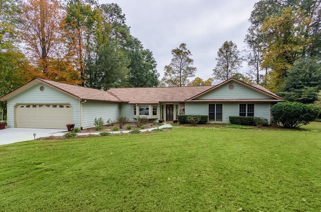 2490 Roxburgh Drive, Roswell, GA 30076 — most recent listing photo