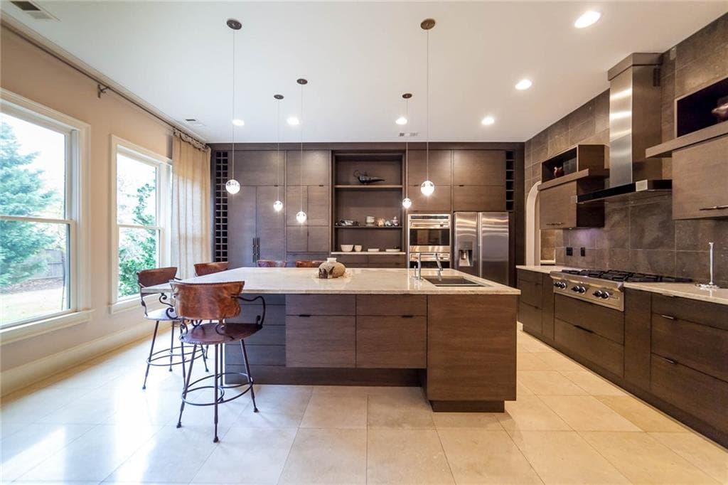 930 Snowberry Trail, Johns Creek, GA 30005 — most recent listing photo