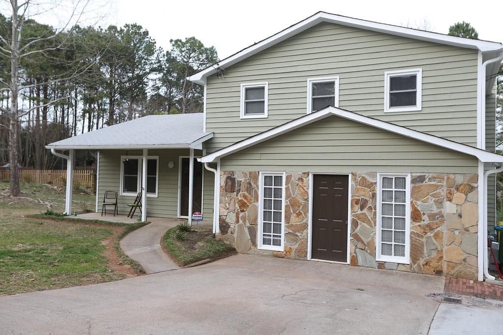 1014 Camp Creek Drive, Lilburn, GA 30047 — most recent listing photo