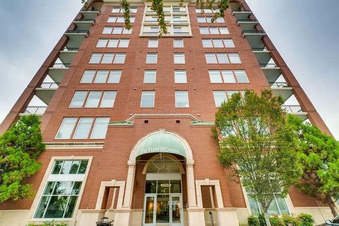 2 bedroom, 1,448 sq ft condominium sold at 3820 Roswell Road 501, Atlanta, GA 30342