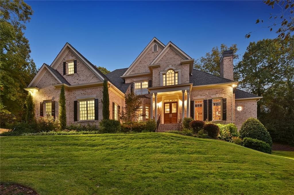 6 bedroom, 5,495 sq ft single family residence sold at 2987 Margaret Mitchell Drive, Atlanta, GA 30327