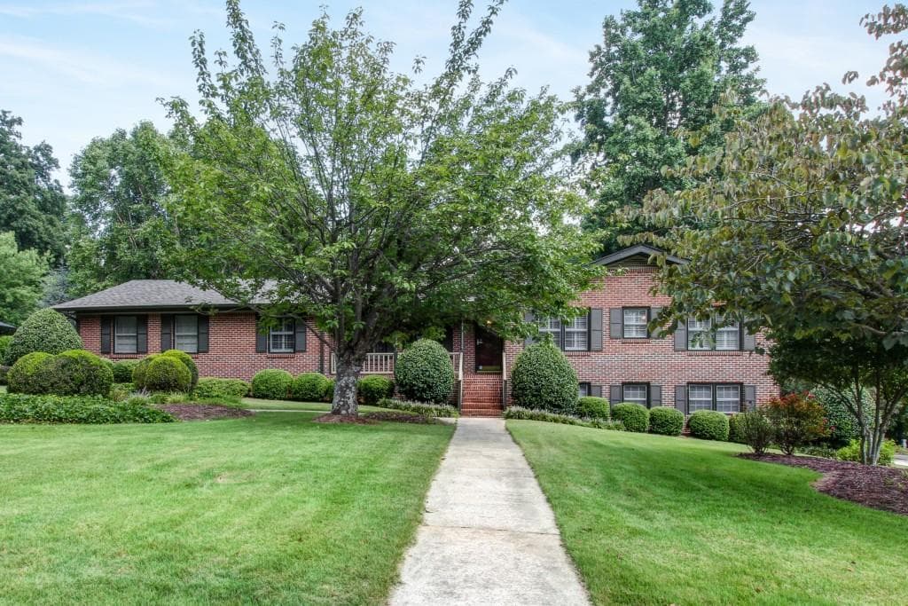353 Highview Drive, Smyrna, GA 30082 — most recent listing photo