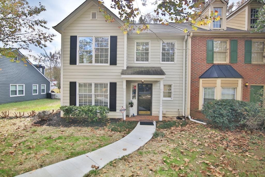 131 Willow Stream Court, Roswell, GA 30076 — most recent listing photo