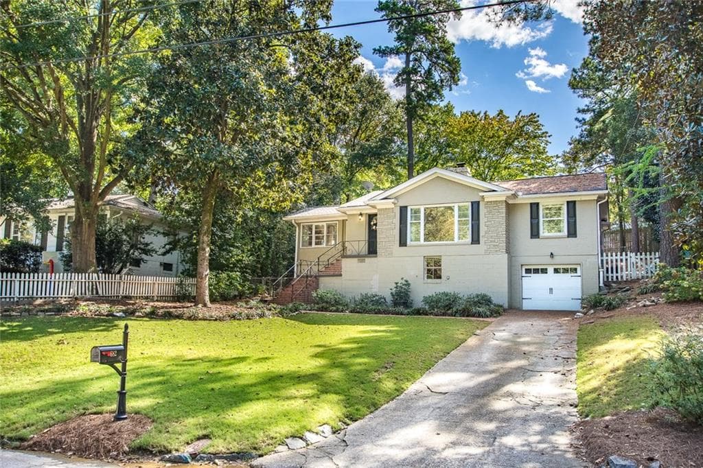3 bedroom, 1,877 sq ft single family residence sold at 682 Upton Road, Atlanta, GA 30318