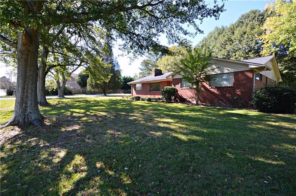 2376 Herndon Drive, Marietta, GA 30066 — most recent listing photo