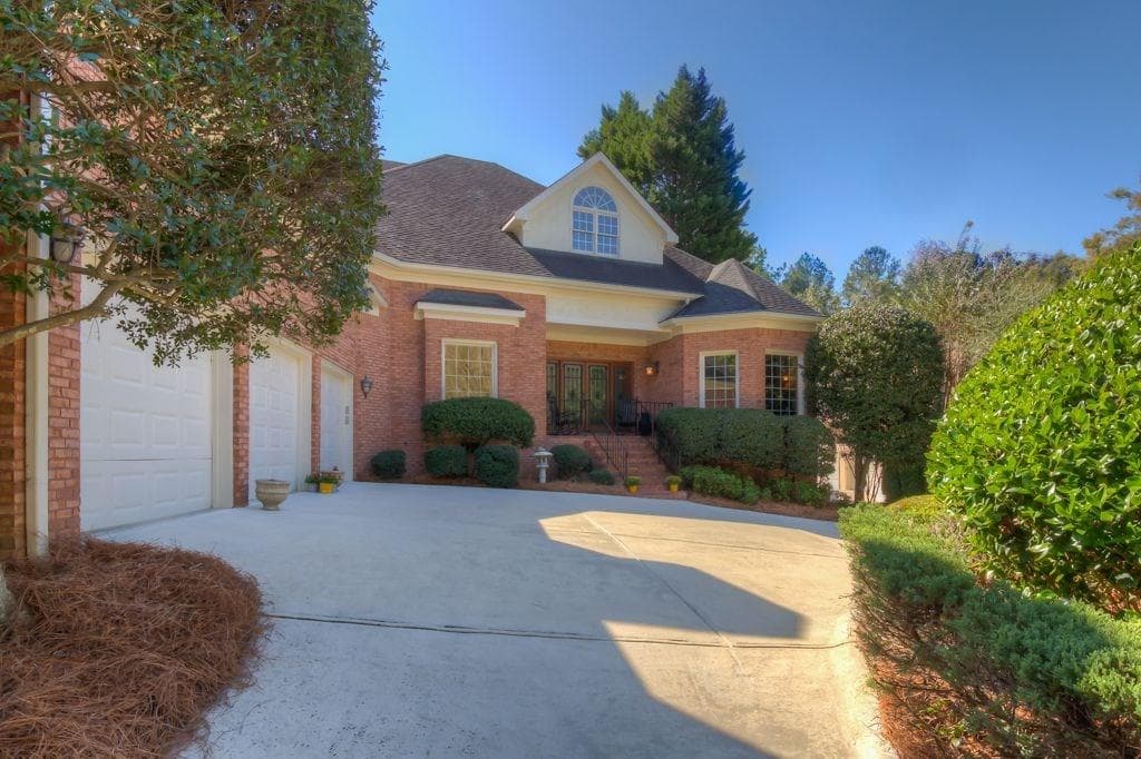 103 Sweetwater Oaks, Peachtree City, GA 30269 — most recent listing photo