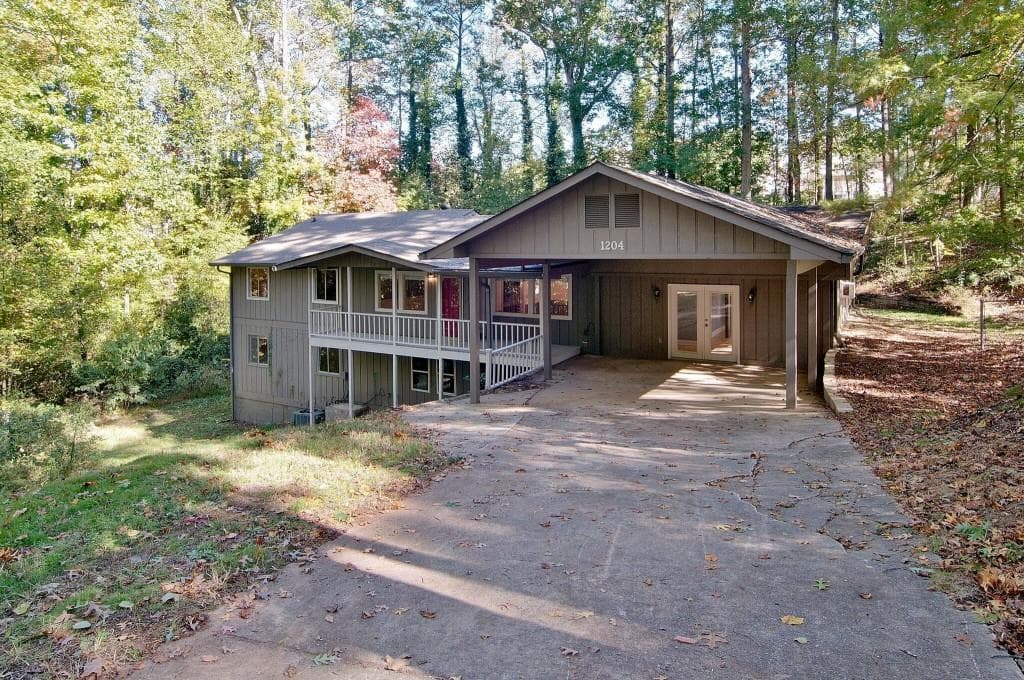 1204 Rolling Oaks Drive, Kennesaw, GA 30152 — most recent listing photo