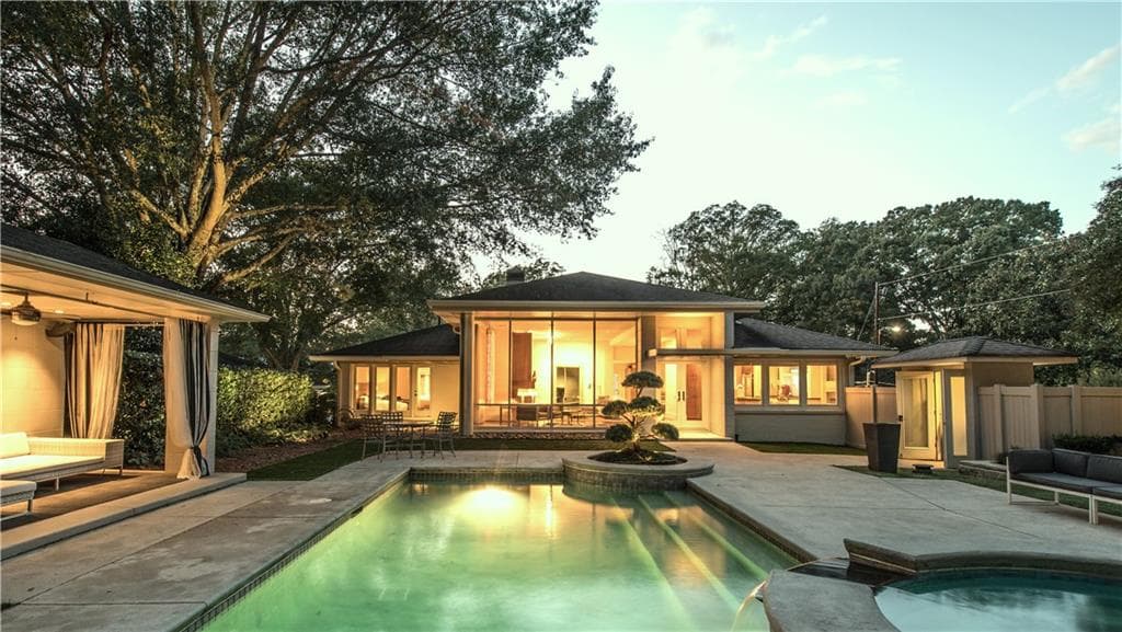 4 bedroom, 2,908 sq ft single family residence sold at 1265 Brook Forest Drive, Atlanta, GA 30324