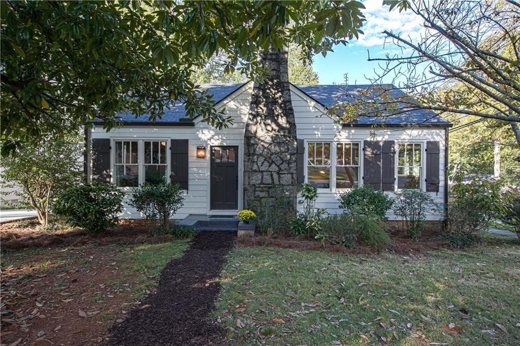 2 bedroom single family residence sold at 749 Stokeswood Avenue, Atlanta, GA 30316