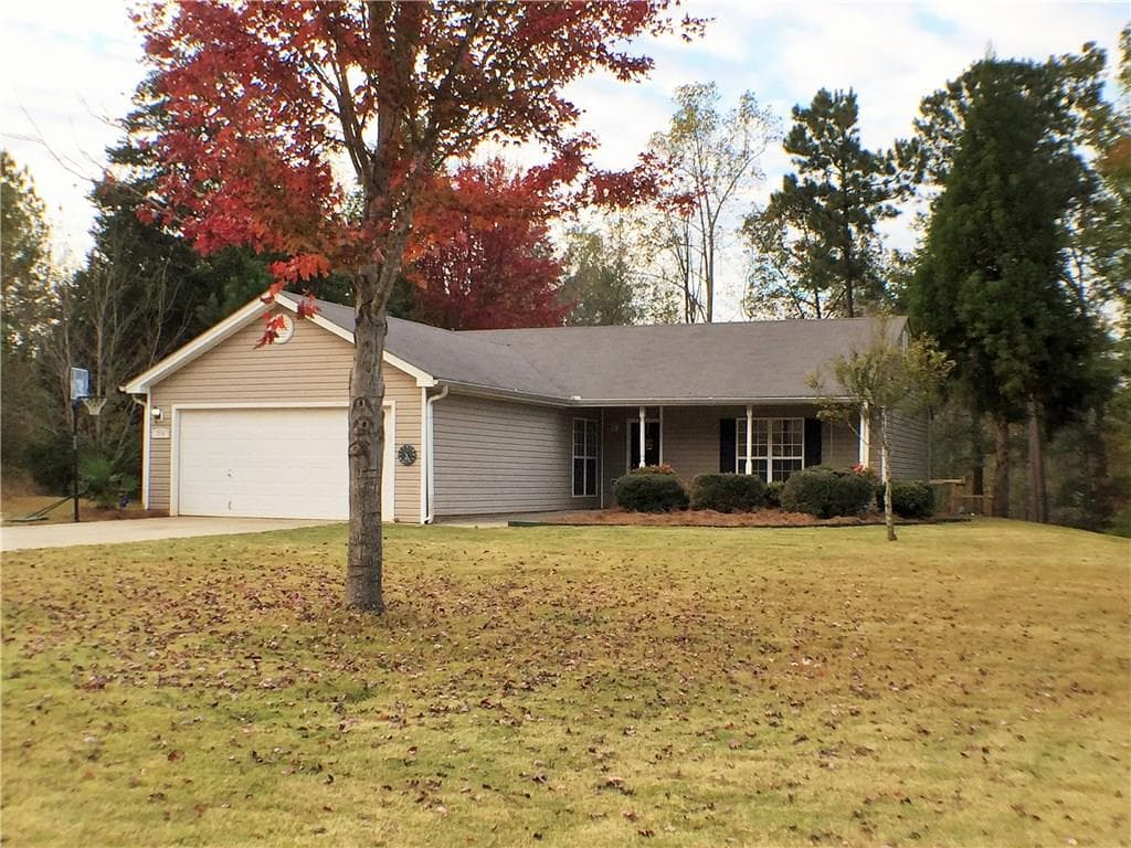 3 bedroom, 1,295 sq ft single family residence sold at 774 Moss Side Drive, Bethlehem, GA 30620