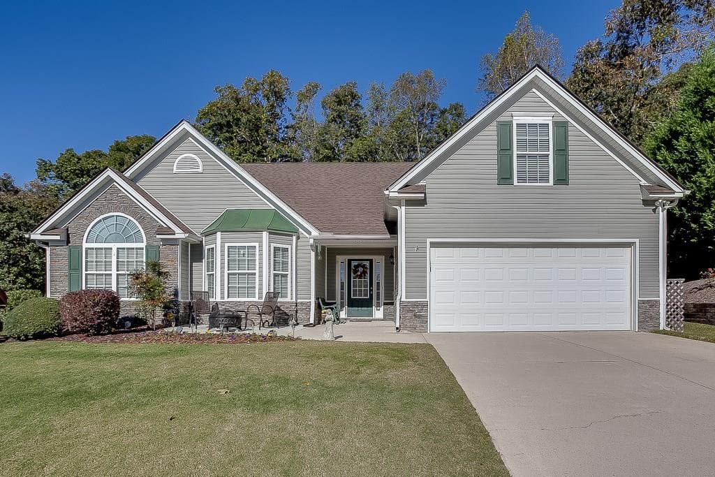 6732 Carriage Walk Lane, Flowery Branch, GA 30542 — most recent listing photo