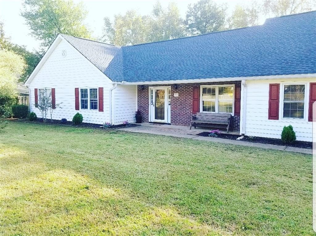 3 bedroom, 2,168 sq ft single family residence sold at 391 Leigh Kay Drive, Lawrenceville, GA 30046