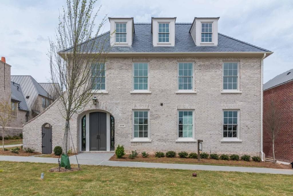 330 S Esplanade, Alpharetta, GA 30009 — most recent listing photo