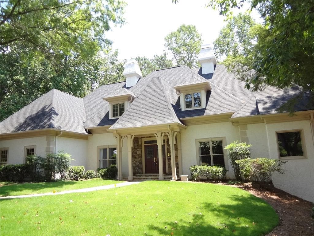 5 bedroom, 4,736 sq ft single family residence sold at 2185 River Cliff Drive, Roswell, GA 30076