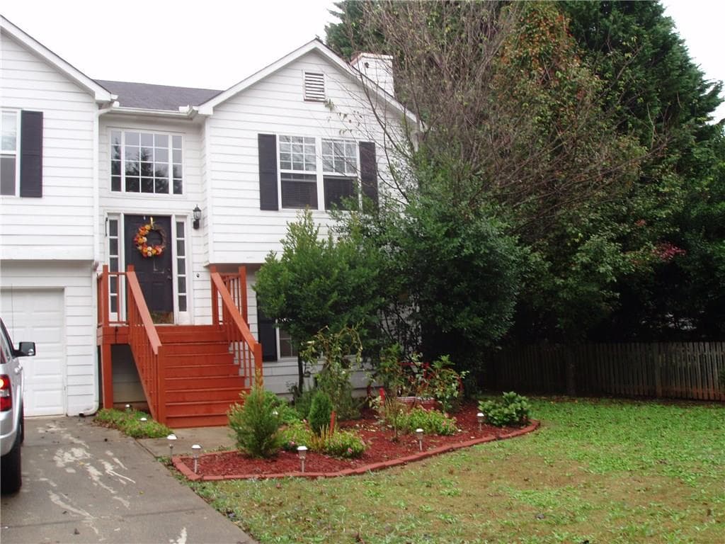 4 bedroom, 2,040 sq ft single family residence sold at 4080 Amberly Green, Kennesaw, GA 30144