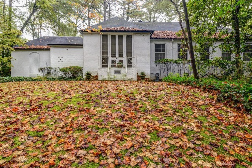 3 bedroom single family residence sold at 2845 Normandy Drive, Atlanta, GA 30305