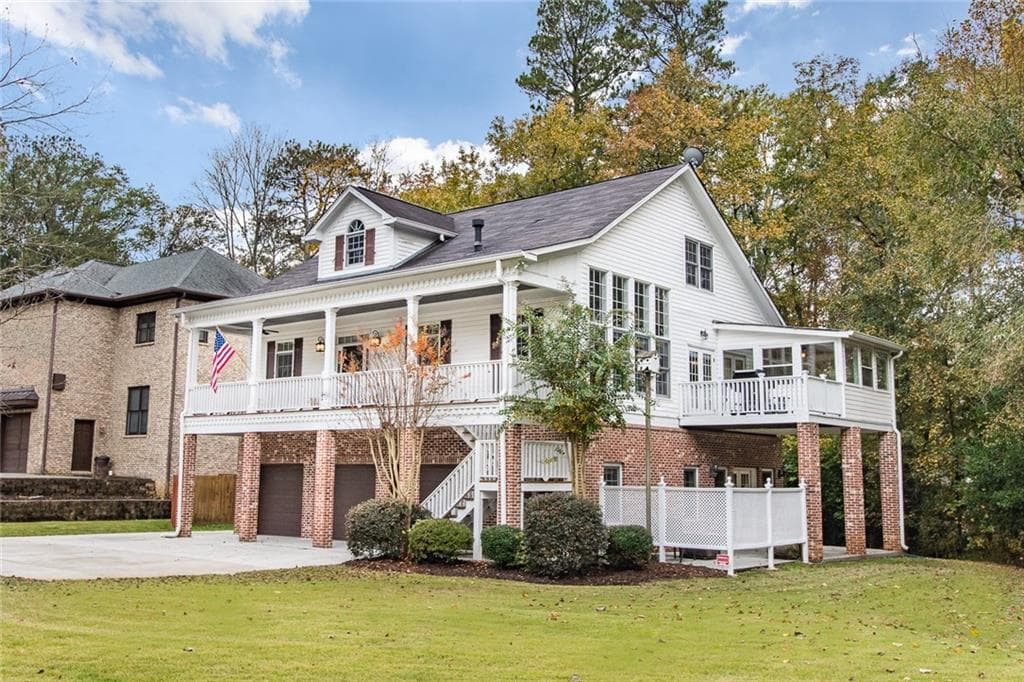 5 bedroom, 4,179 sq ft single family residence sold at 2302 Abby Lane, Atlanta, GA 30345