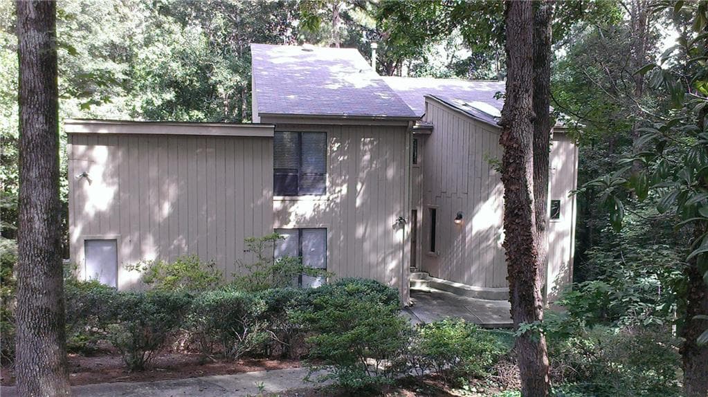 1536 Silver Hill Court, Stone Mountain, GA 30087 — most recent listing photo