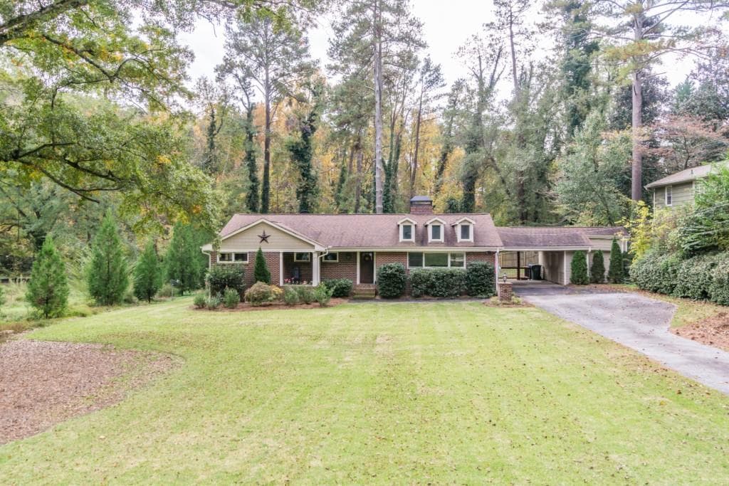 3 bedroom, 1,771 sq ft single family residence sold at 985 Crane Road, Atlanta, GA 30324