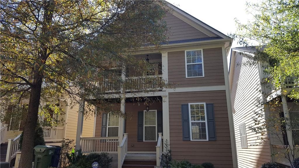 4 bedroom, 2,661 sq ft single family residence sold at 1620 Perry Boulevard, Atlanta, GA 30318