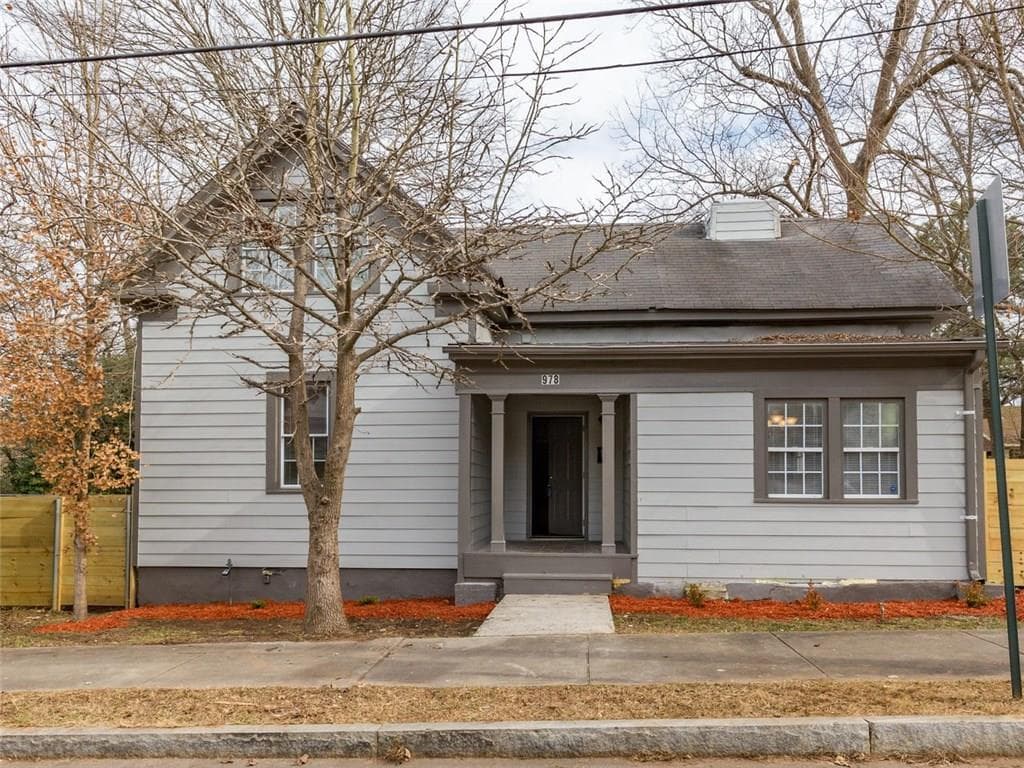 4 bedroom, 1,838 sq ft single family residence sold at 978 Coleman Street, Atlanta, GA 30310