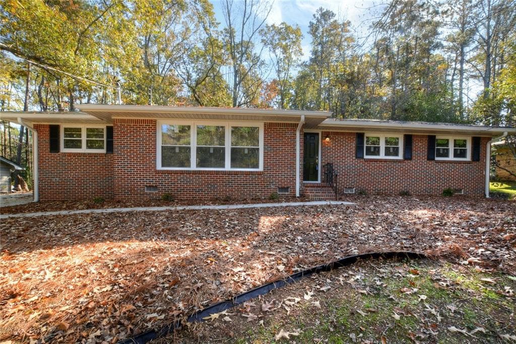 4184 Sun Valley Boulevard, East Point, GA 30344 — most recent listing photo