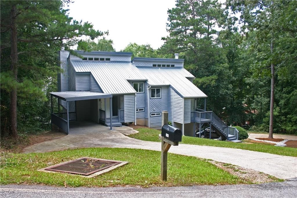 duplex sold at 3885 Trotter Road, Gainesville, GA 30506