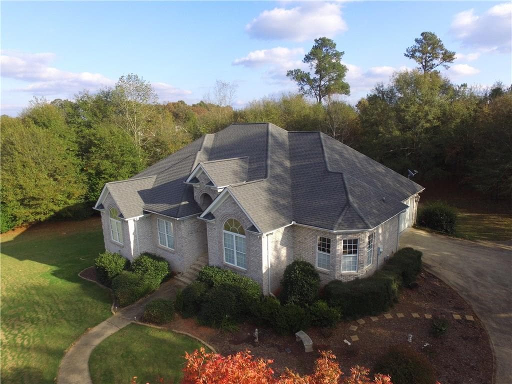 144 Sunningdale Drive, Winder, GA 30680 — most recent listing photo