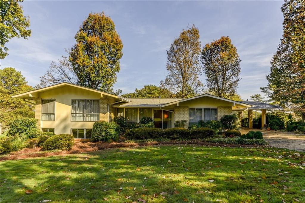 5800 Chamblee Dunwoody Road, Dunwoody, GA 30338 — most recent listing photo