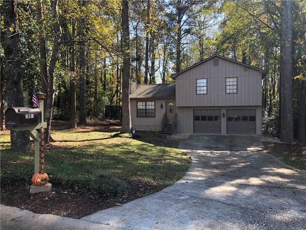 2884 Sawgrass Trail, Lilburn, GA 30047 — most recent listing photo