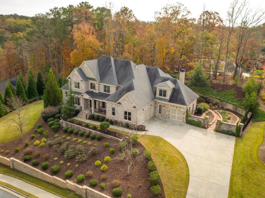 1045 Balmoral Lane, Roswell, GA 30075 — most recent listing photo
