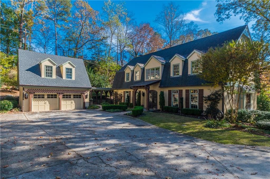 541 Glen Eagles Circle, Marietta, GA 30067 — most recent listing photo