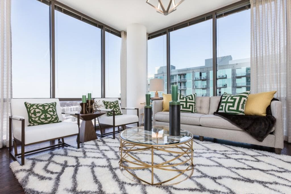 2 bedroom, 1,369 sq ft condominium sold at 270 17th Street 2510, Atlanta, GA 30363