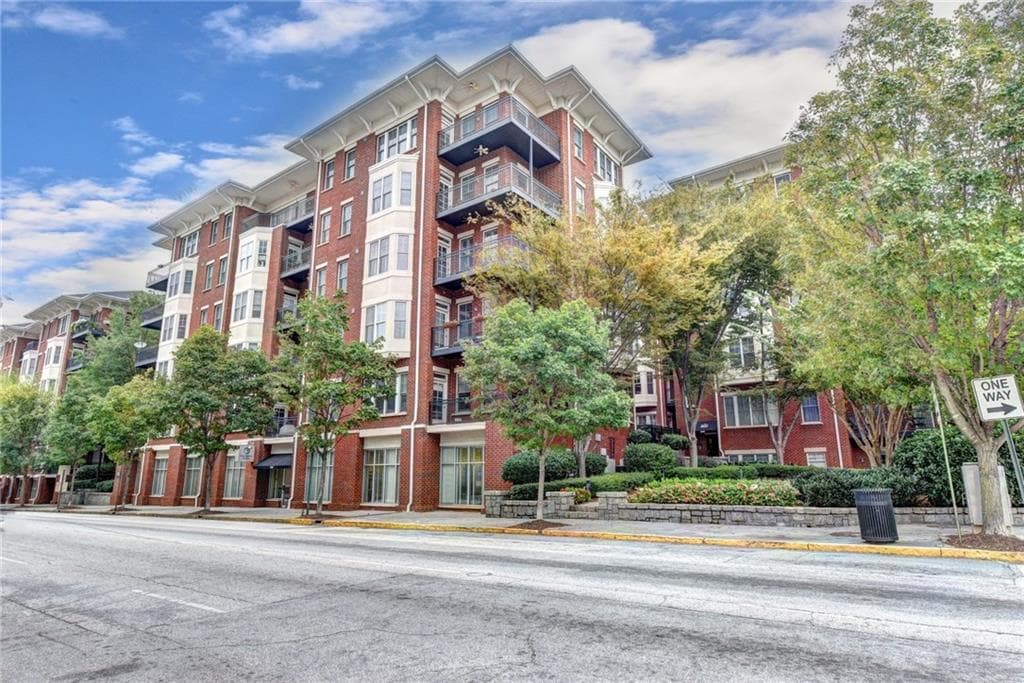 2 bedroom, 1,516 sq ft condominium sold at 850 Piedmont Avenue 1410, Atlanta, GA 30308