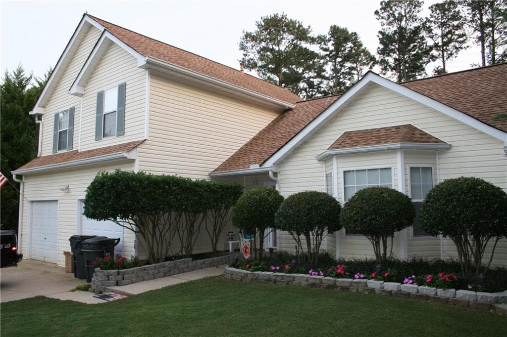 6725 Manor Creek Drive, Douglasville, GA 30135 — most recent listing photo