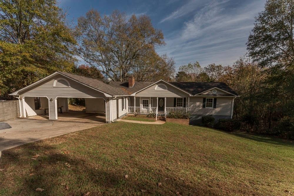3569 Osborne Drive, Flowery Branch, GA 30542 — most recent listing photo