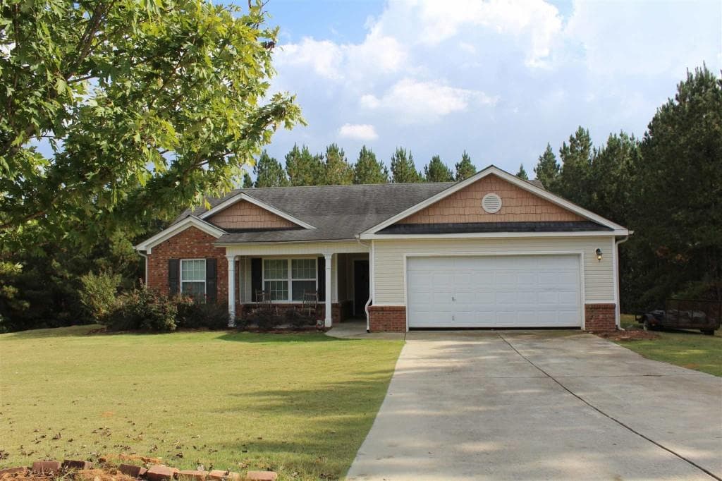 142 Pinewood Circle, Colbert, GA 30628 — most recent listing photo