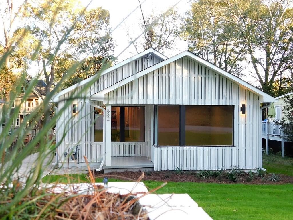 3 bedroom, 1,410 sq ft single family residence sold at 882 Stallings Avenue, Atlanta, GA 30316