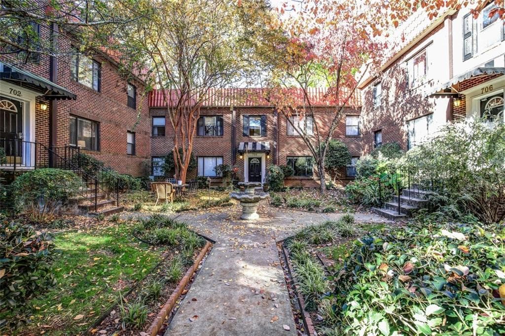 2 bedroom condominium sold at 702 Argonne Avenue 4, Atlanta, GA 30308