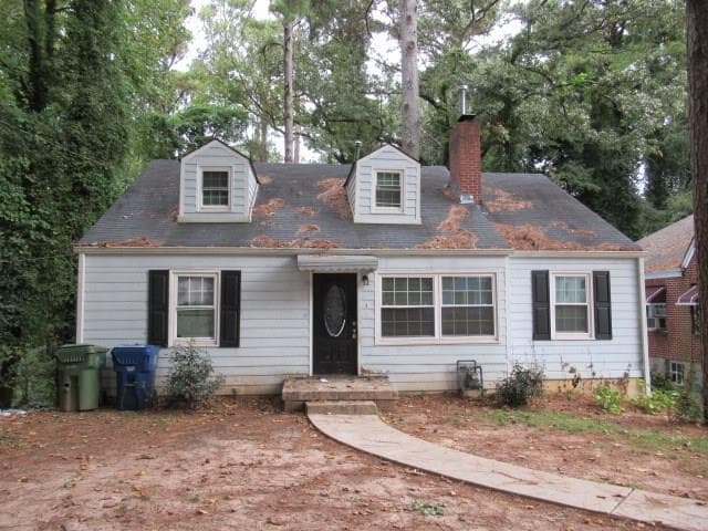 4 bedroom, 1,671 sq ft single family residence sold at 1727 Richland Road, Atlanta, GA 30311