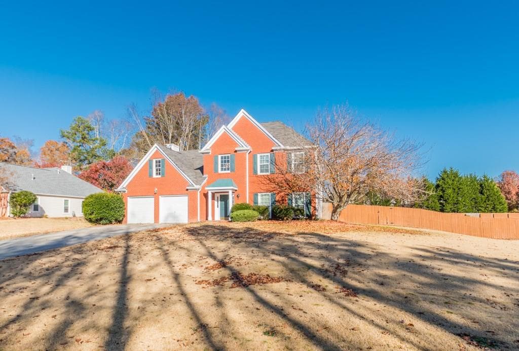 4 bedroom, 2,113 sq ft single family residence sold at 6920 Dressage Crossing, Cumming, GA 30040